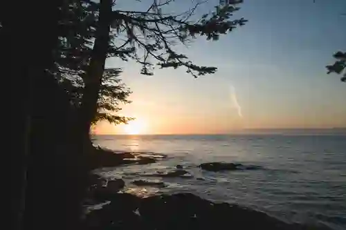 Sunset looking northwest from Salt Creek Recreation Area in Washington. Note: image is hyper-compressed with javascript disabled.