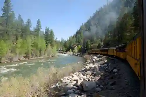 View from the Durango-Silverton Narrow-Guage Steam Train. Note: image is hyper-compressed with javascript disabled.